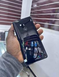 A picture of Sony XZ3