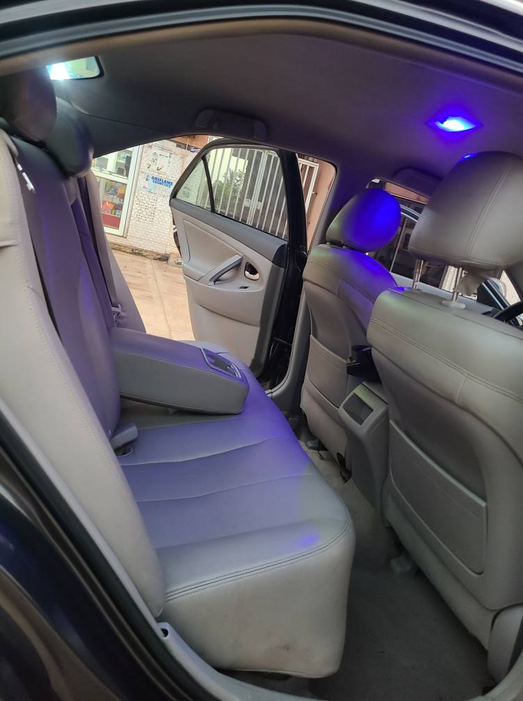 A picture of Highly maintained Toyota Camry 2010 model for sale 7.8M 4plugs