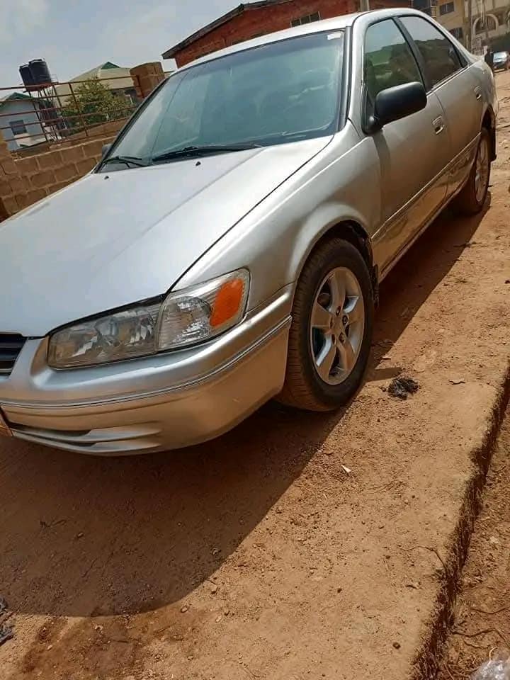 A picture of Toyota Camry 2002 Engine gear Ac not chilling 2.2m to