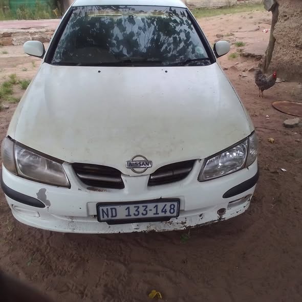 nissan almera