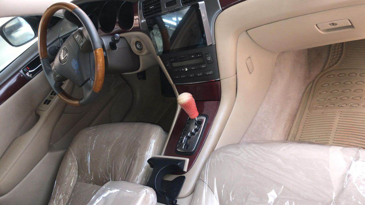 A picture of Lexus ES 330