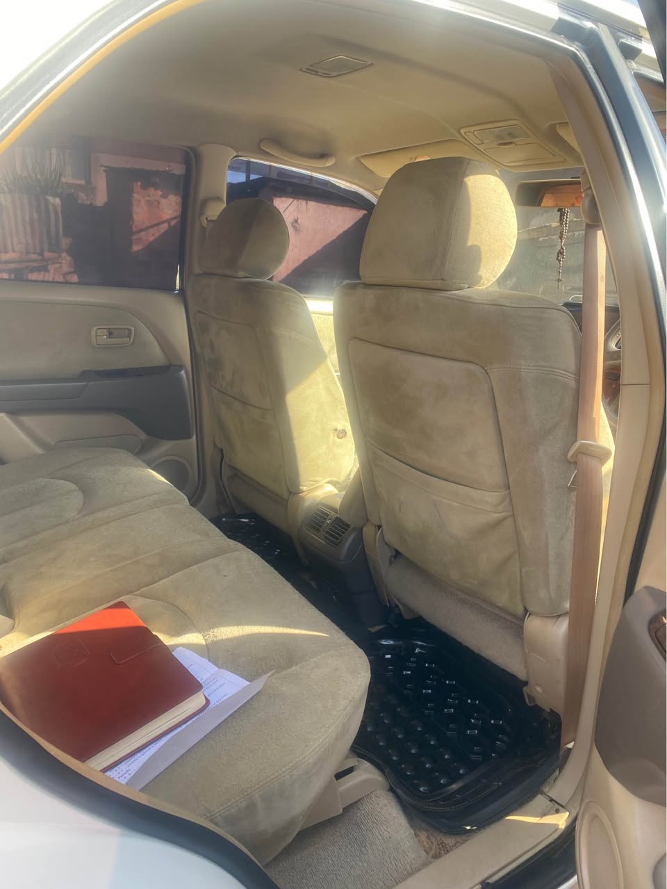 A picture of Toyota Harrier