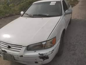 A picture of Camry tiny light Untouched engine Body ok Ac needs attention