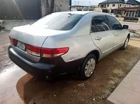 A picture of 2005 Honda Accord