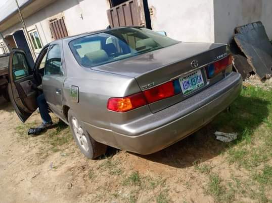 A picture of Toyota Camry drop light Owner last price 1 650m Buy