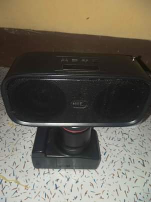 A picture of Redio na camera