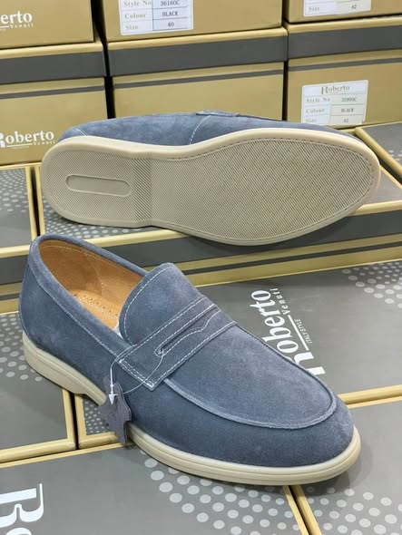 A picture of Casual shoes for men available