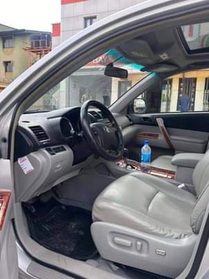 A picture of Registered Toyota Highlander V6 Engine 2009 upgraded to 2013