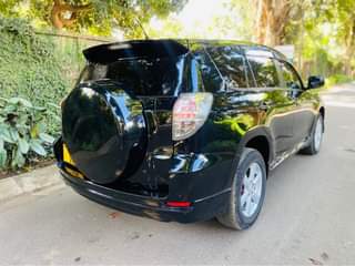 A picture of Toyota Vunguard