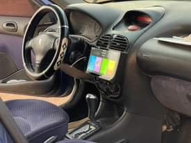 A picture of 206 auto