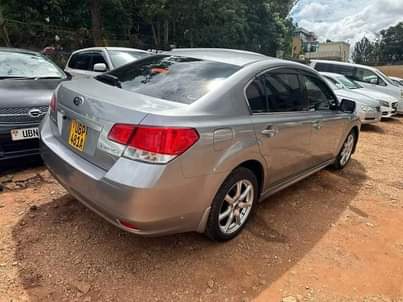 A picture of 2012 SUBARU LEGACY 256708855475
