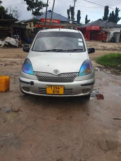 A picture of FUNCARGO YARIS