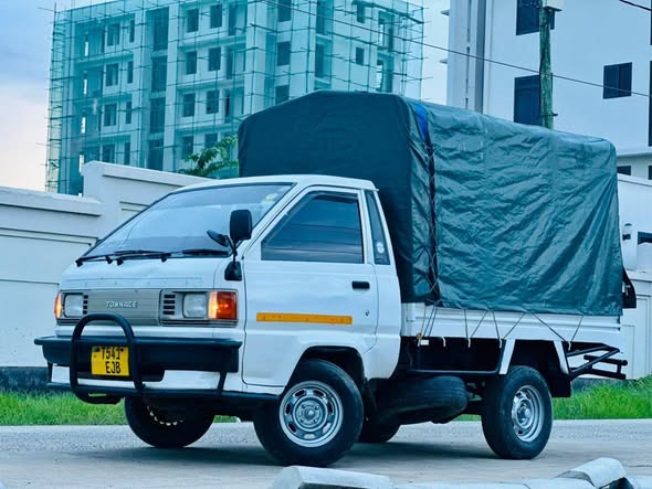 A picture of TOYOTA LITEACE