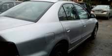 A picture of Galant 2002