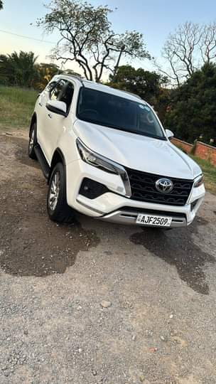 used toyota fortuner