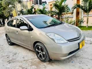A picture of Toyota prius hybrid