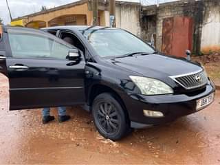 A picture of Toyota Harrier 2007 Kawundo