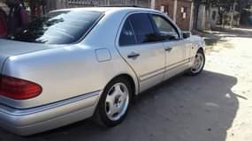 classifieds/cars mercedes