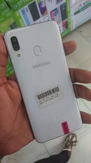samsung a30s