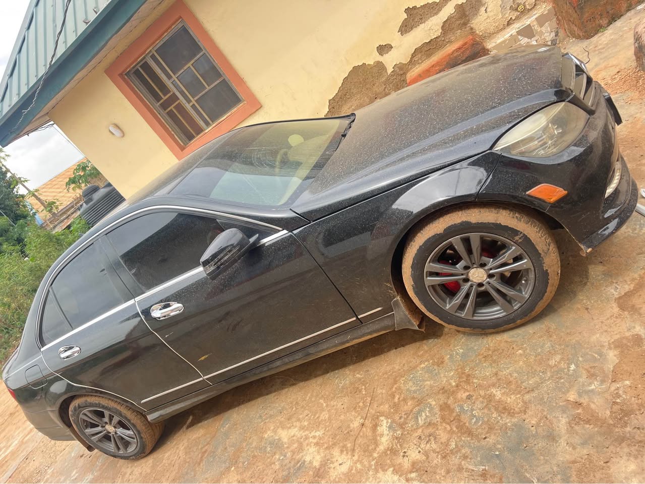 A picture of Mercedes Benz C300 2008 model