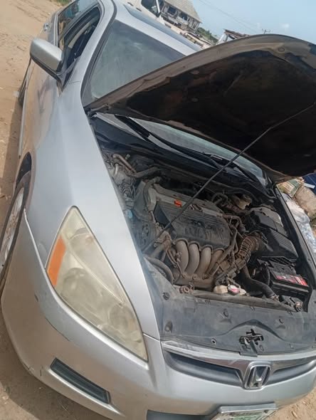 A picture of Honda 07 accord