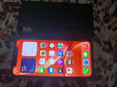 A picture of Iphone xr