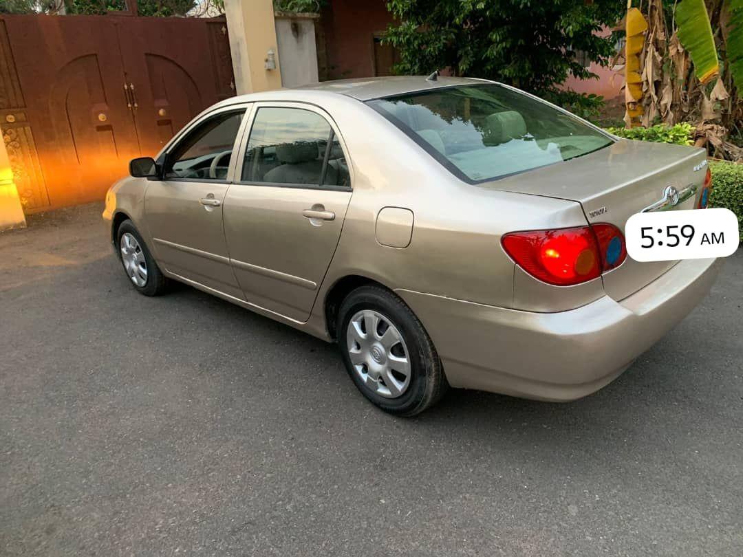 A picture of Toyota corolla