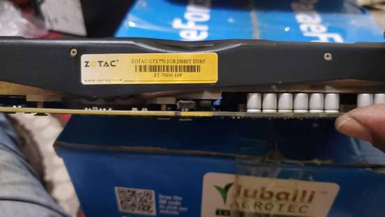 A picture of Graphic card na power supply 800w