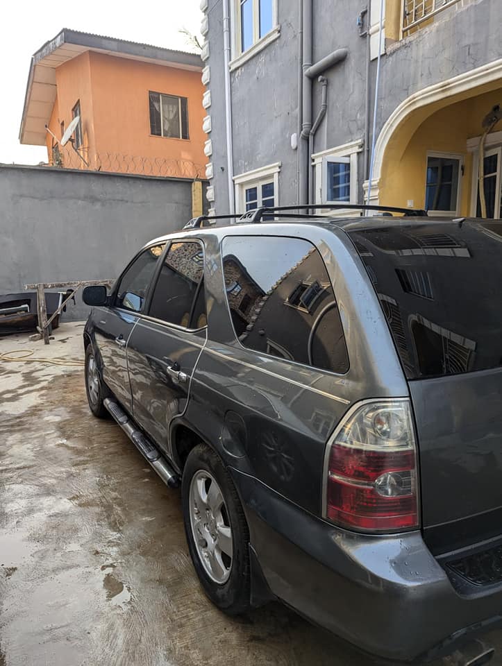 A picture of Acura MDX 2006 Direct owner