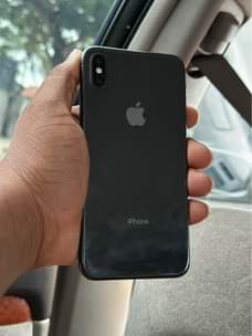 A picture of Iphone xs max