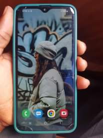 A picture of Samsung a10s