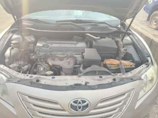 A picture of Toyota Camry 09 Nigeria used first body 08030481307