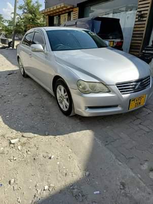 A picture of Toyota Mark X