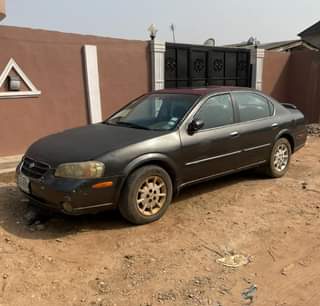 A picture of Nissan Maxima 2001 FIRSTBODY Perfectly working Buy and travel to
