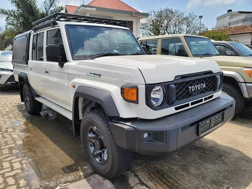 A picture of LANDCRUISER PICKUP ON SALE 0676757924