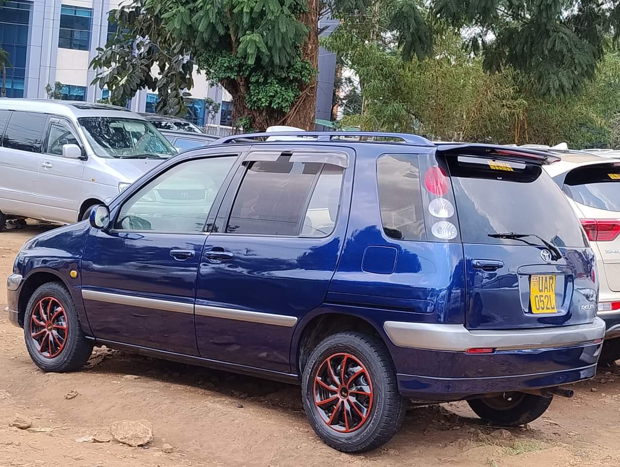 Yayaha L.