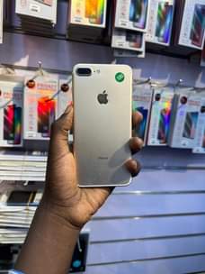 A picture of Iphone 7 plus