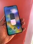 A picture of Iphone Xs max