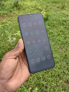 A picture of SAMSUNG A13