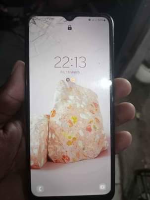 A picture of Samsung A04s piga 0710315548 0789277799