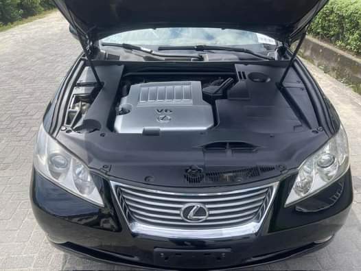 A picture of Good deal Super Clean 2009 Lexus Es350 2022 Entry Full