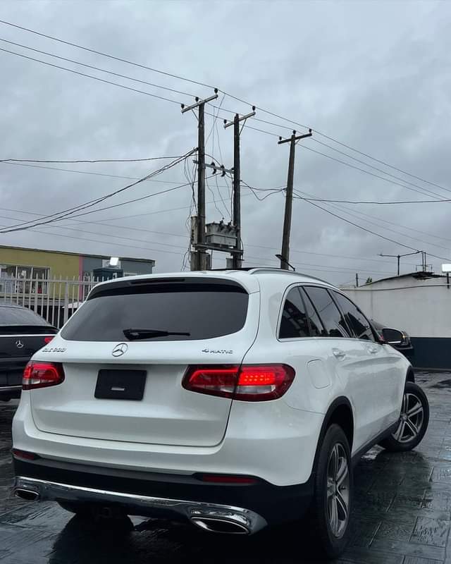 A picture of NOW AVAILABLE MERCEDES BENZ GLC300 2016 FOREIGN USED Going for