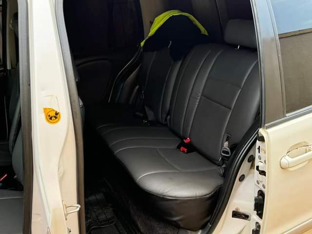 A picture of Raum on sale 12m 0705759207 call or WhatsApp 
