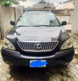 A picture of Lexus RX330 in perfect working condition Location PH sterm 08031802677