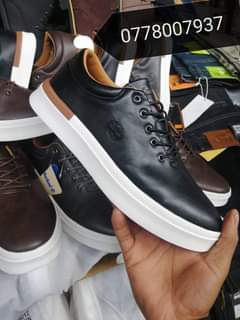 classifieds/shoes