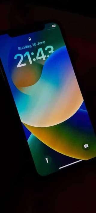 A picture of IPHONE X