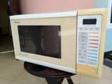 A picture of Microwave
