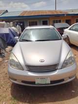 A picture of Lexus ES330