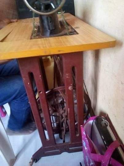 A picture of Sewing machine