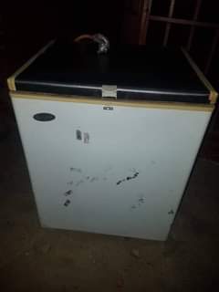 classifieds/fridges